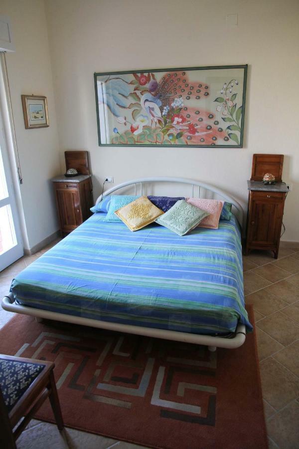 La Maddalena  Los Flamingos Bed & Breakfast エクステリア 写真